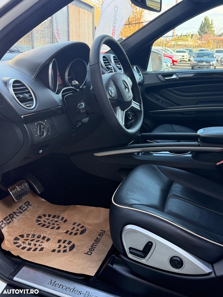 Mercedes-Benz ML - 7