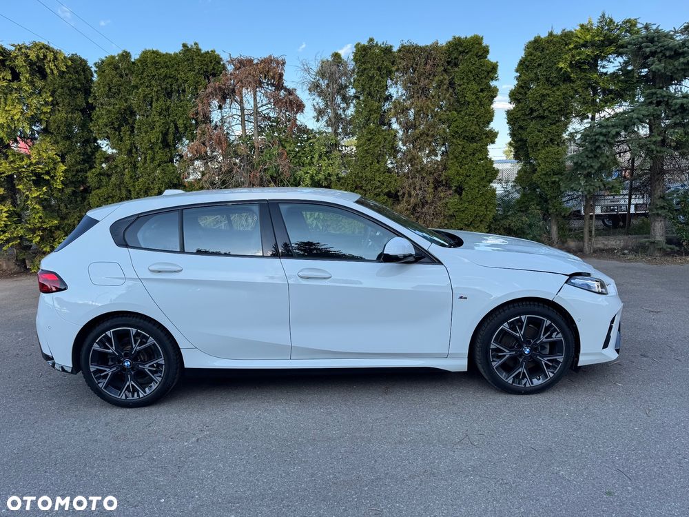 BMW Seria 1 - 30