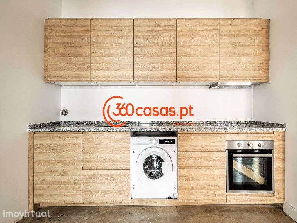 Moradia T2 com terraço e vista parcial para o mar e vista para em Faro - Grande imagem: 5/24