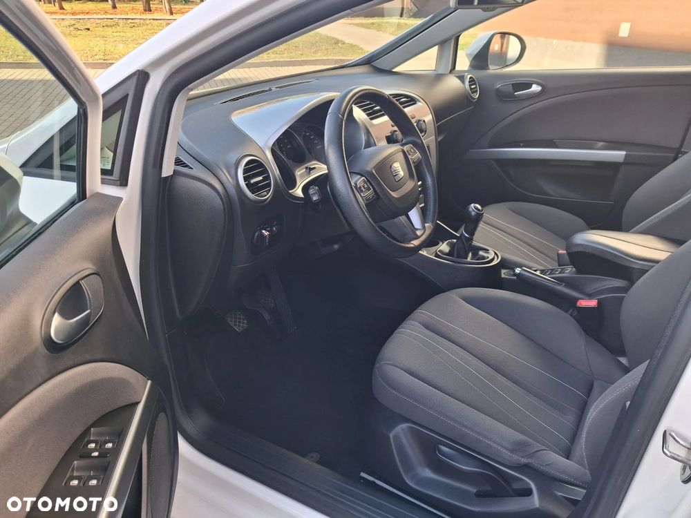 Seat Leon 1.2 TSI Ecomotive Reference Copa - 9