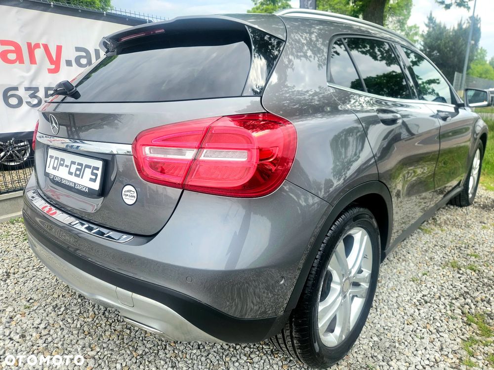 Mercedes-Benz GLA - 18
