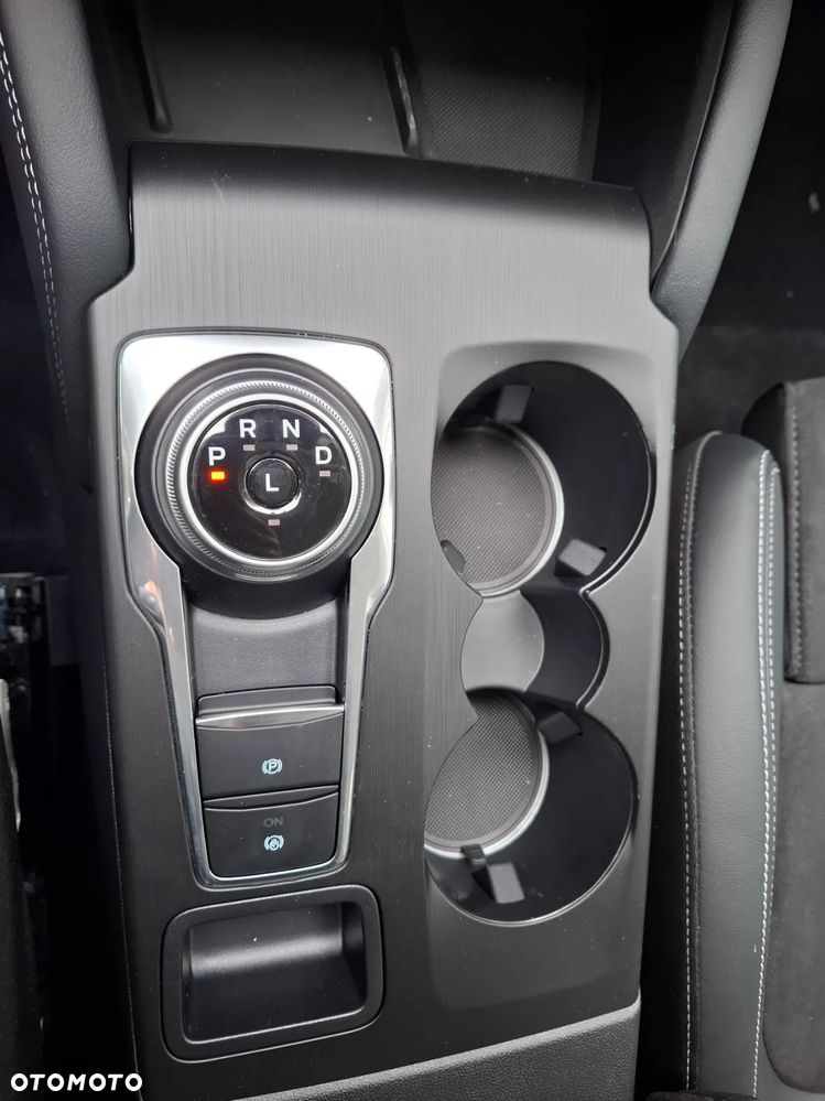 Ford Kuga - 20