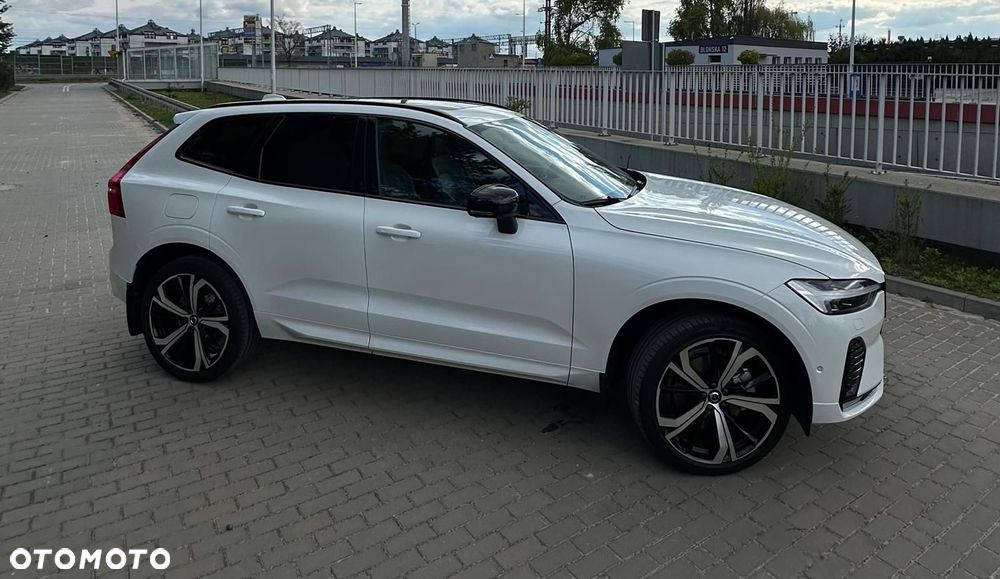 Volvo XC 60 B6 B AWD R-Design - 14