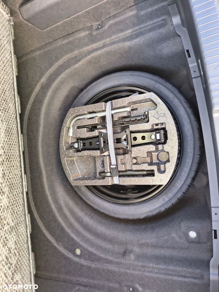 Skoda Superb 2.0 TDI SCR Edition 130 DSG - 13