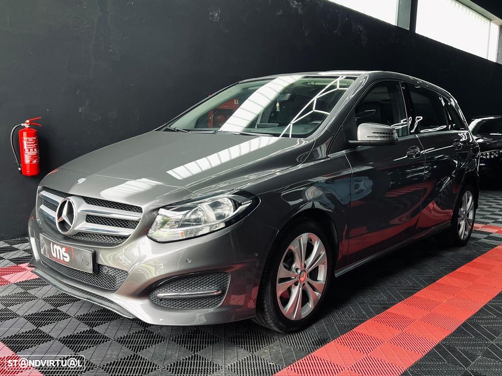 Mercedes-Benz B 180 d Style - 4