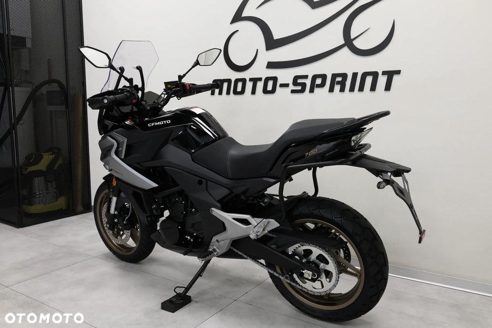 CFMoto 700MT - 9