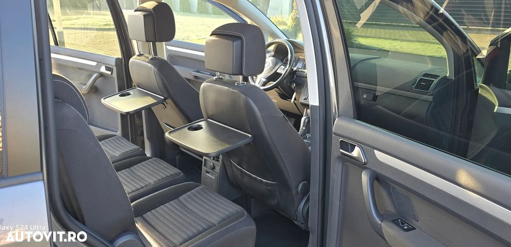 Volkswagen Touran 1.6 TDI DPF DSG Cup - 9