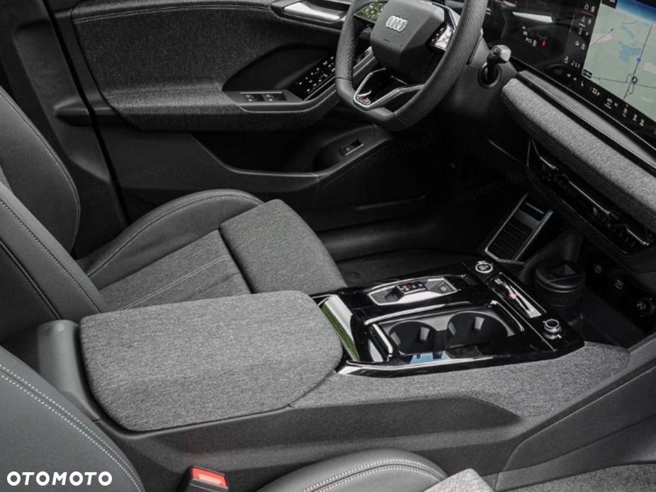 Audi Q6 e-tron - 16