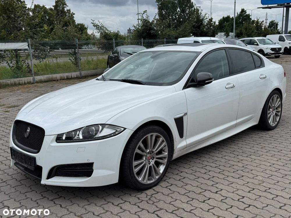Jaguar XF 35t AWD R-Sport - 3