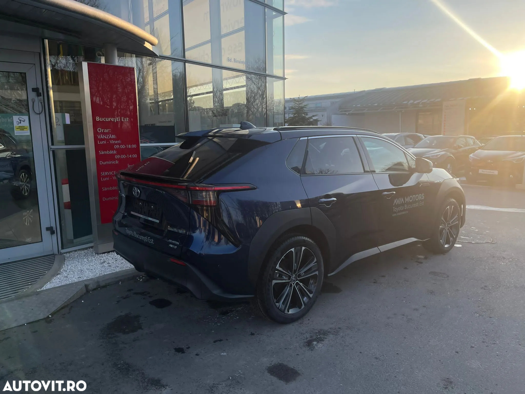 Toyota BZ4X 160 KW AWD (4x4) Luxury - 5