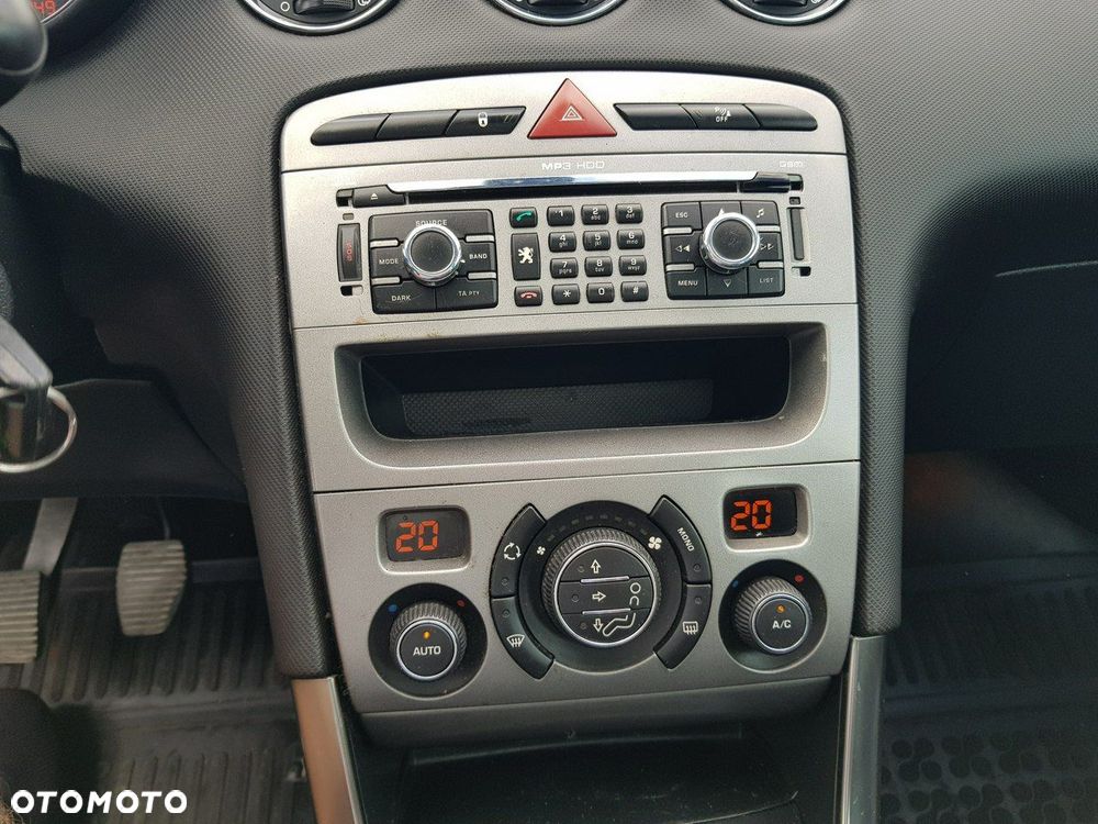 Peugeot 308 1.6 HDi Premium - 20