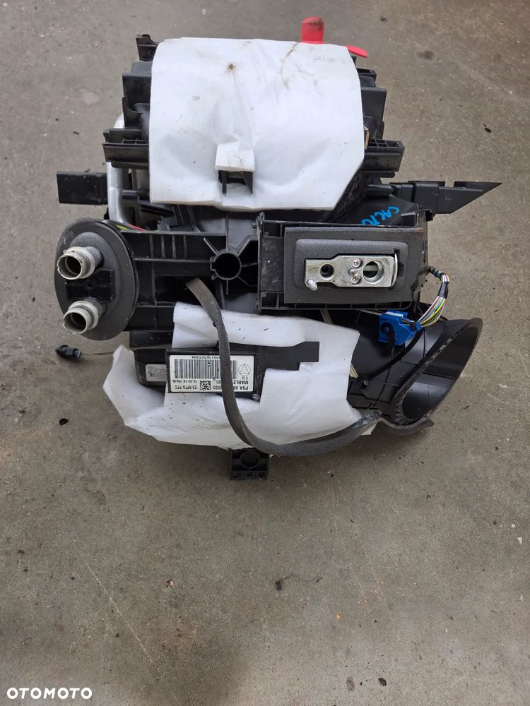 Nagrzewnica Citroen C4 Cactus LIFT 1.5 BLUEHDI - 4