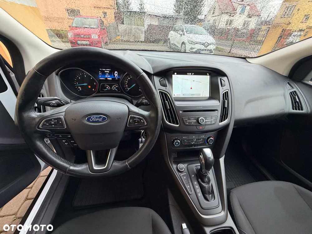 Ford Focus 1.5 TDCi DPF Start-Stopp-System Business - 11