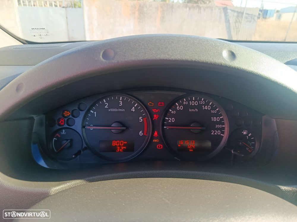 Nissan Navara 2.5 dCi CD LE 4WD - 18