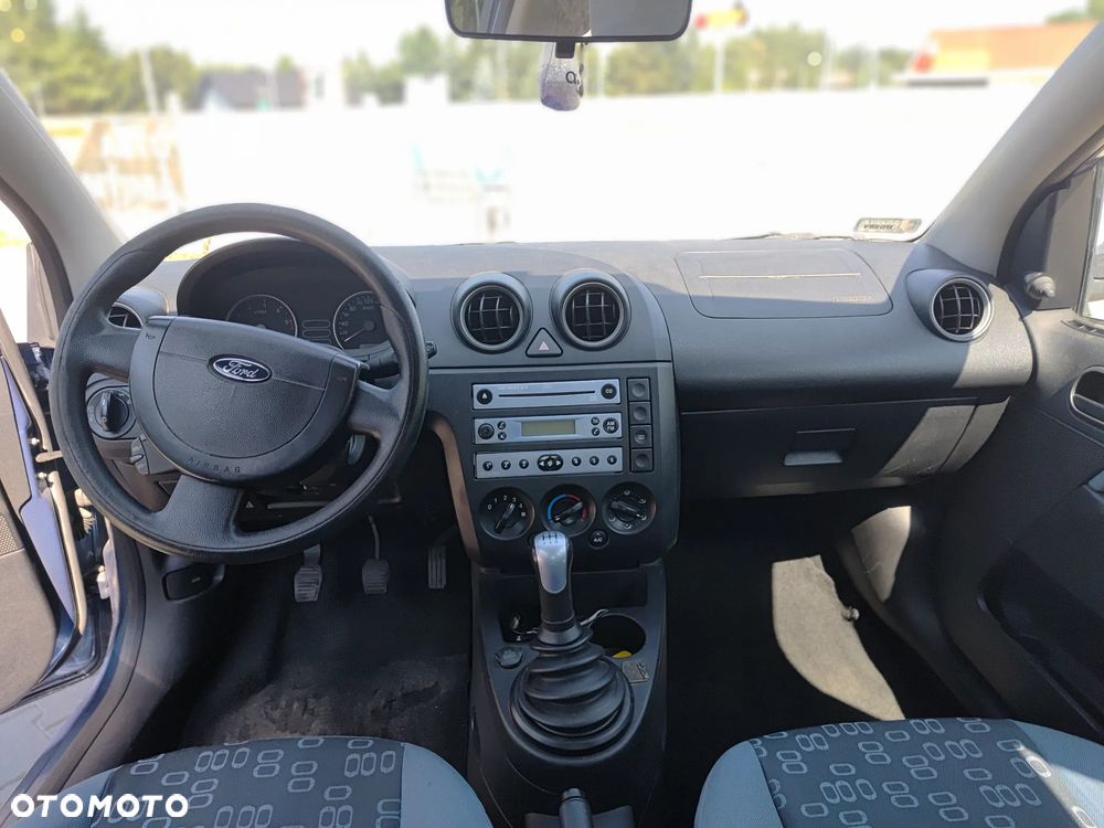 Ford Fiesta 1.4 TDCI - 12