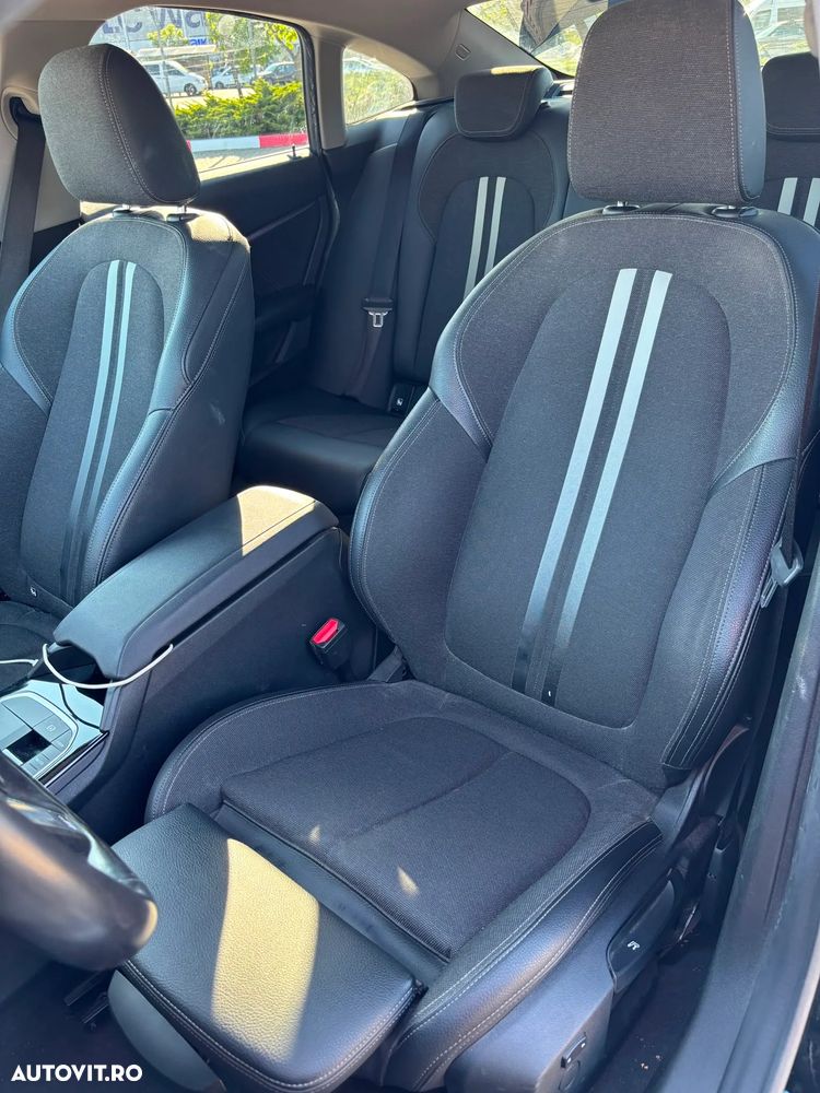 BMW Seria 2 218d Aut. - 10