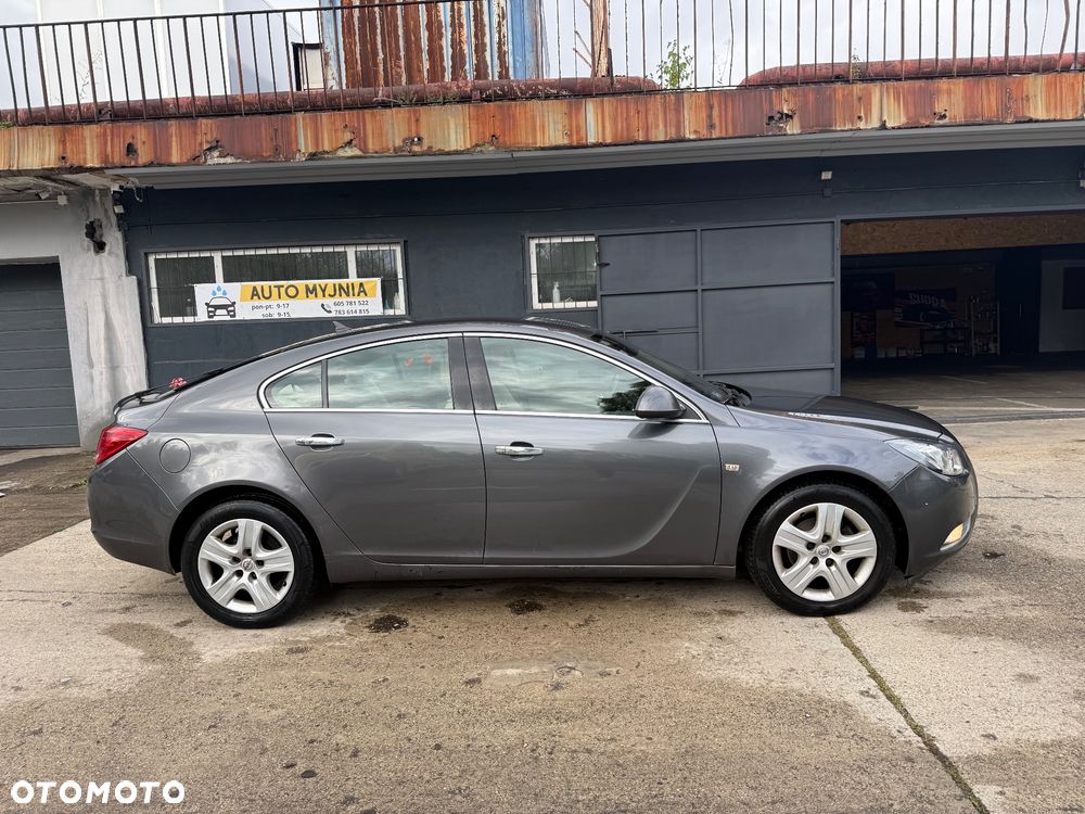 Opel Insignia 2.0 CDTI Cosmo - 3
