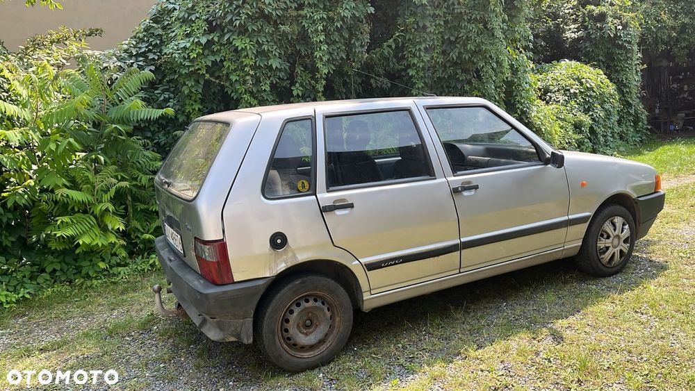 Fiat Uno - 6