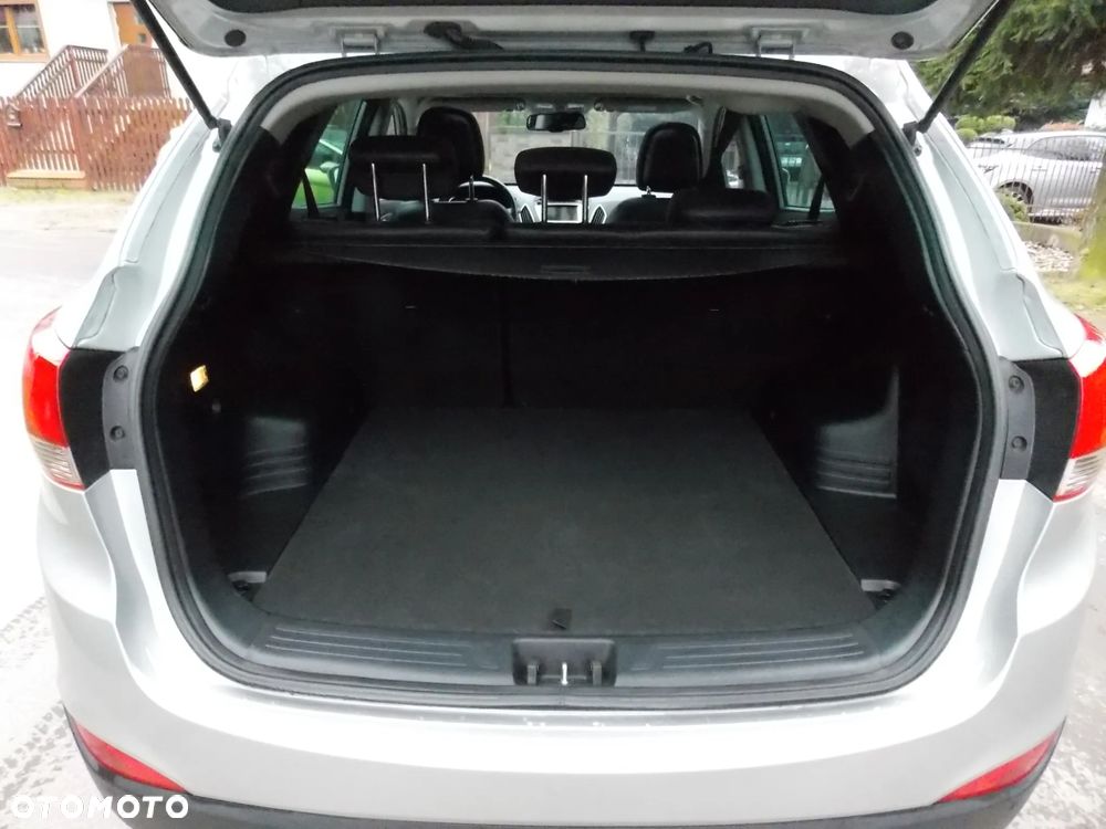 Hyundai ix35 2.0 CRDi 4WD Automatik Premium - 22