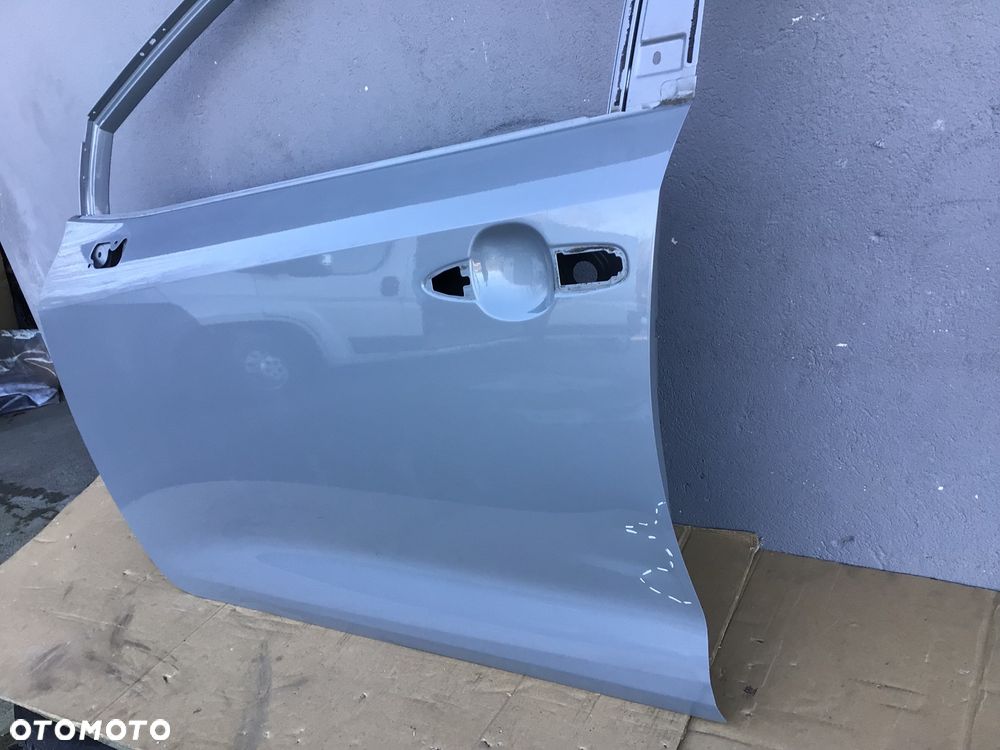 Drzwi przednie lewe Toyota Corolla E21 - 3