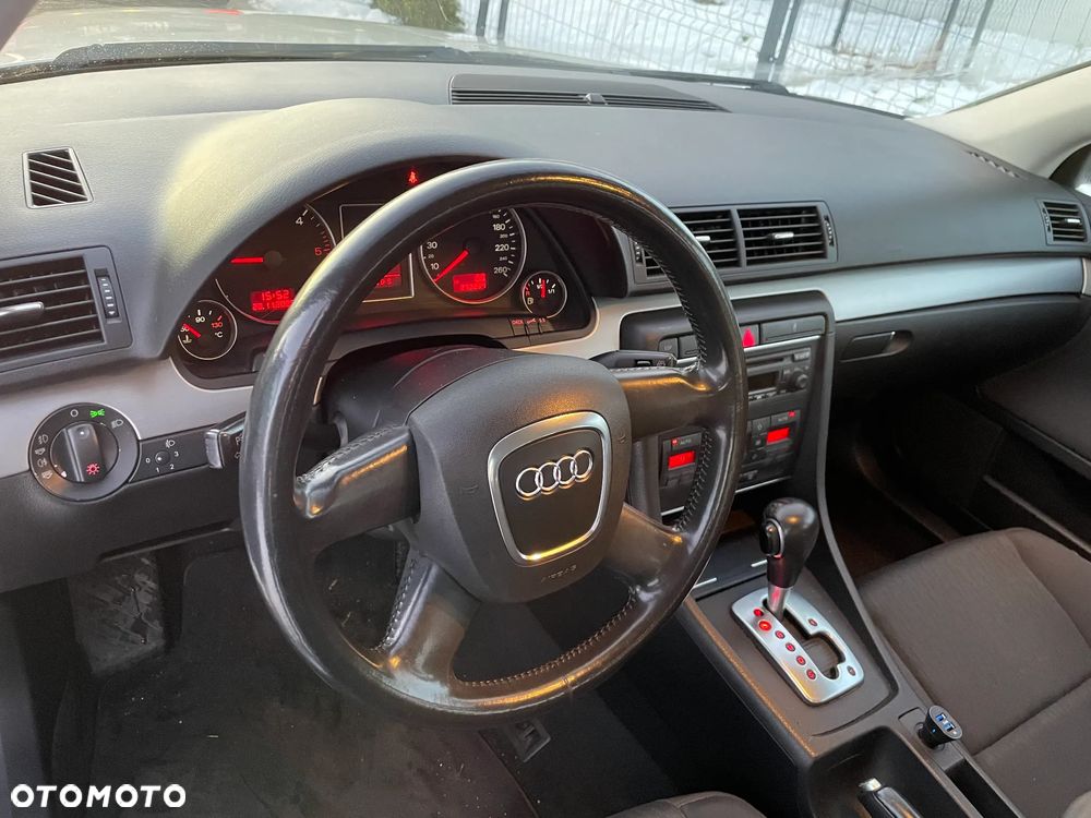 Audi A4 Avant 2.0 TDI multitronic - 8