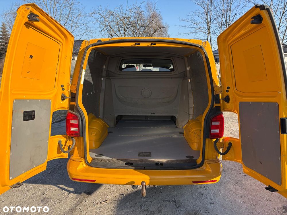 Volkswagen Transporter - 10