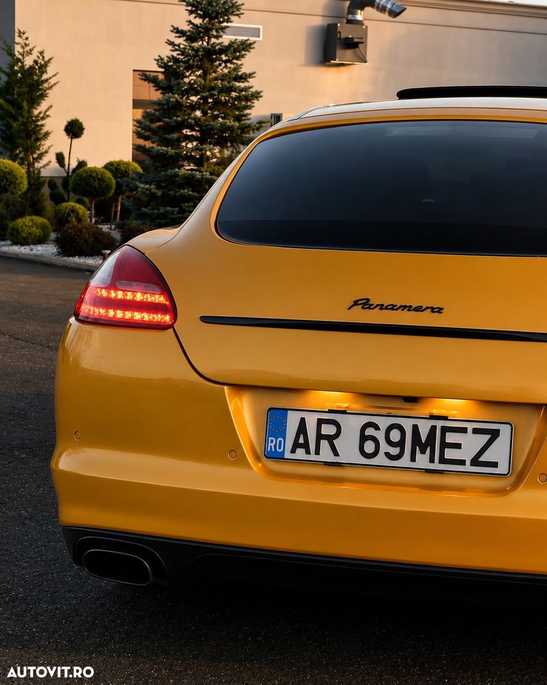 Porsche Panamera - 5