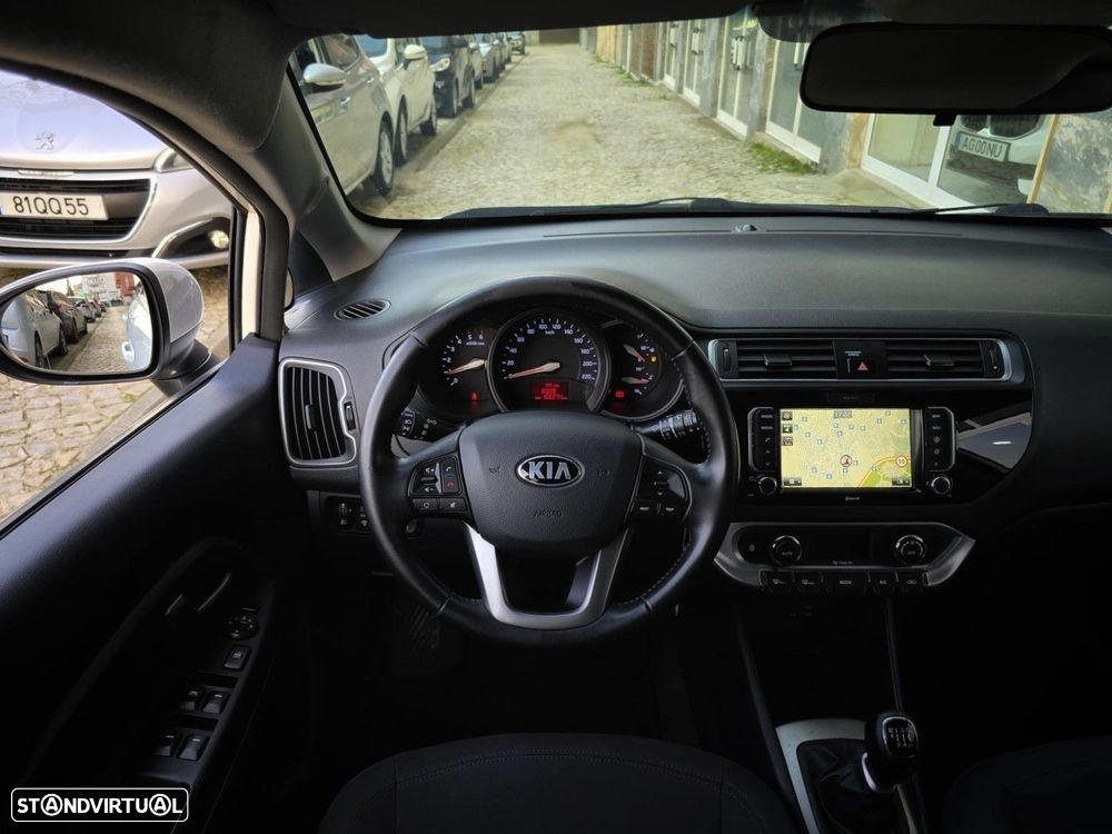 Kia Rio 1.1 CRDi EX ISG - 6