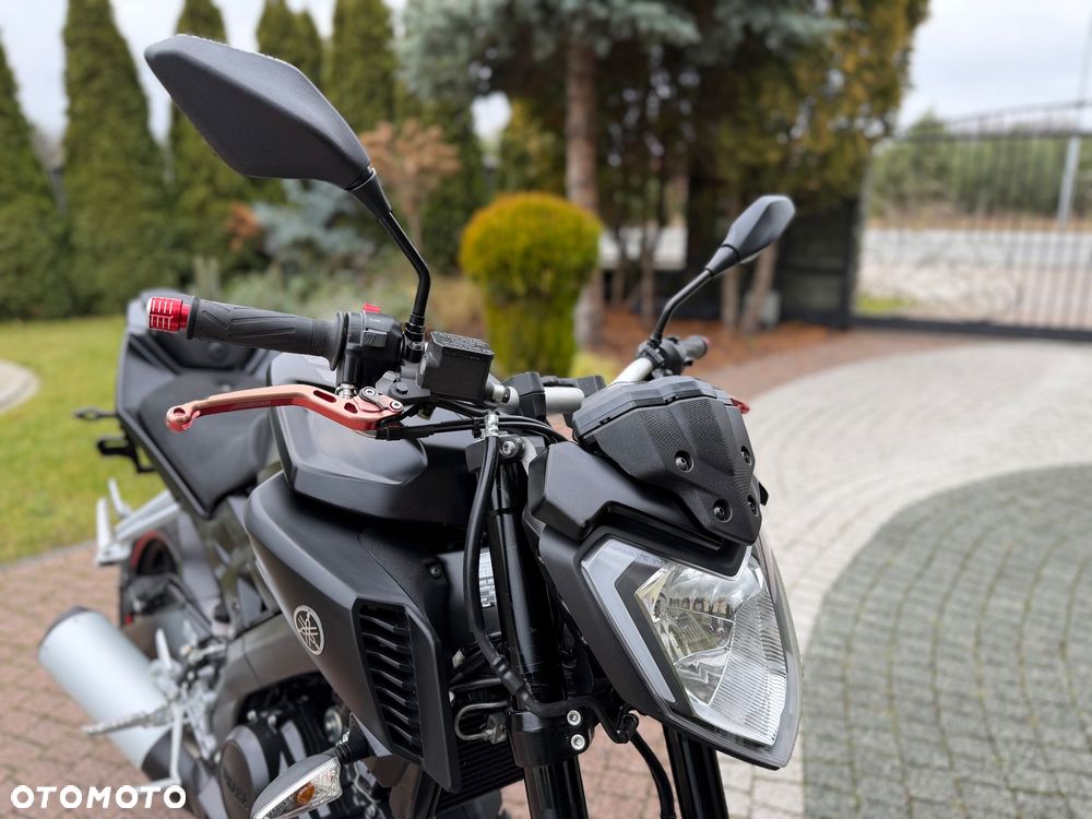 Yamaha MT - 2