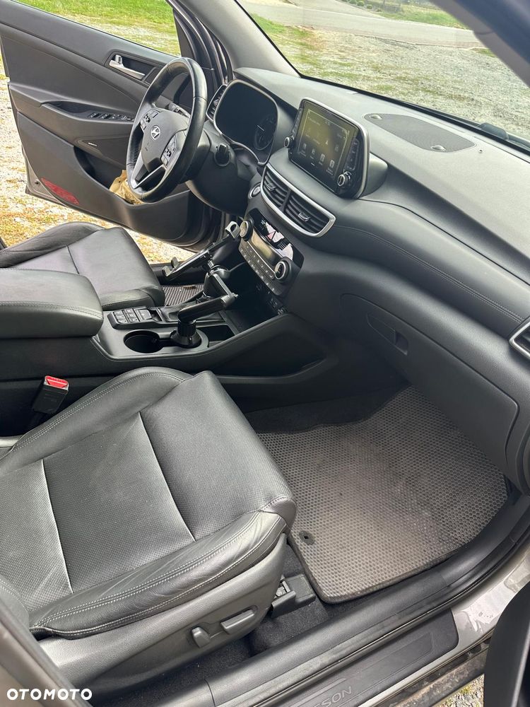 Hyundai Tucson 2.0 CRDi 48V Premium 4WD - 17