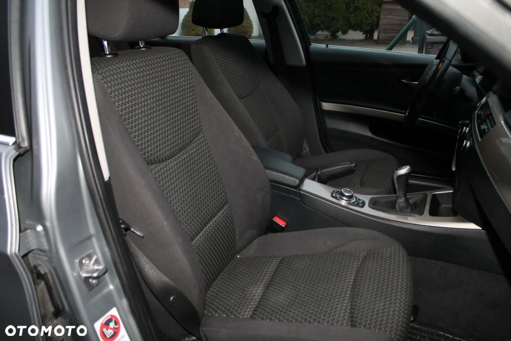 BMW Seria 3 320d - 13