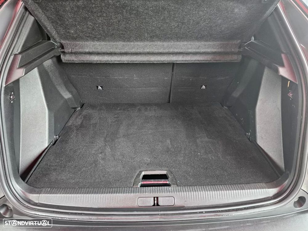 Peugeot 2008 BlueHDi 130 EAT8 Allure Pack - 20