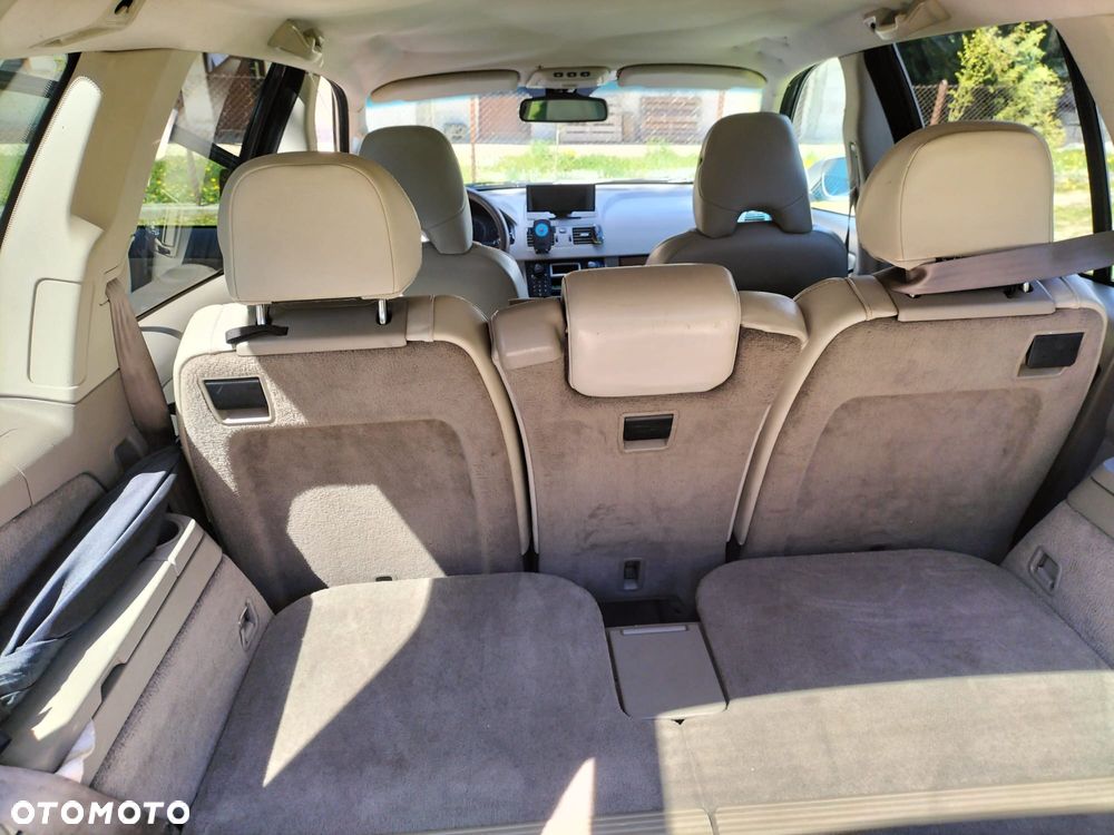 Volvo XC 90 2.4 D5 Momentum - 9