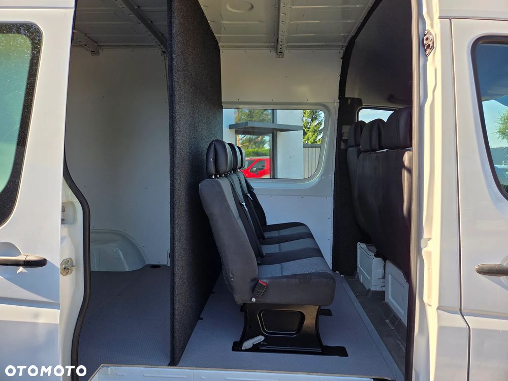 Volkswagen Crafter - 9