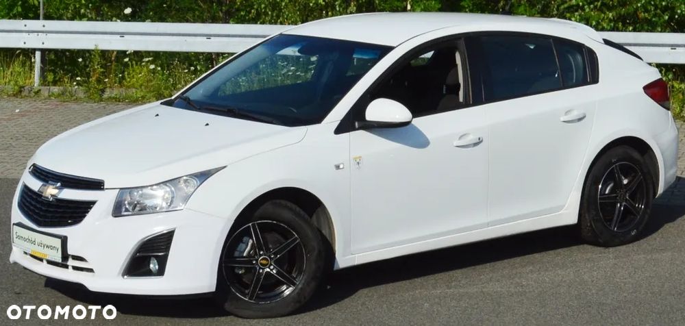 Chevrolet Cruze - 10