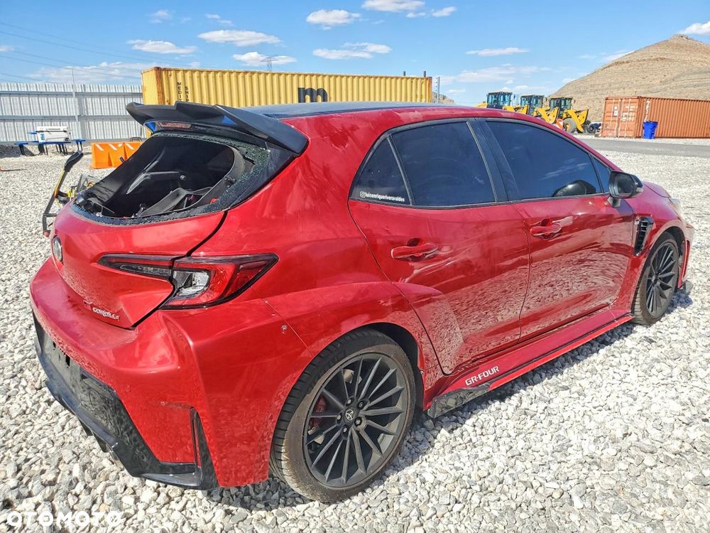 Toyota GR Corolla - 4