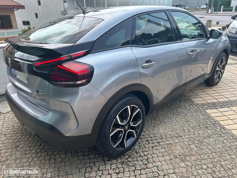 Citroën e-C4 50 kWh Shine - 3