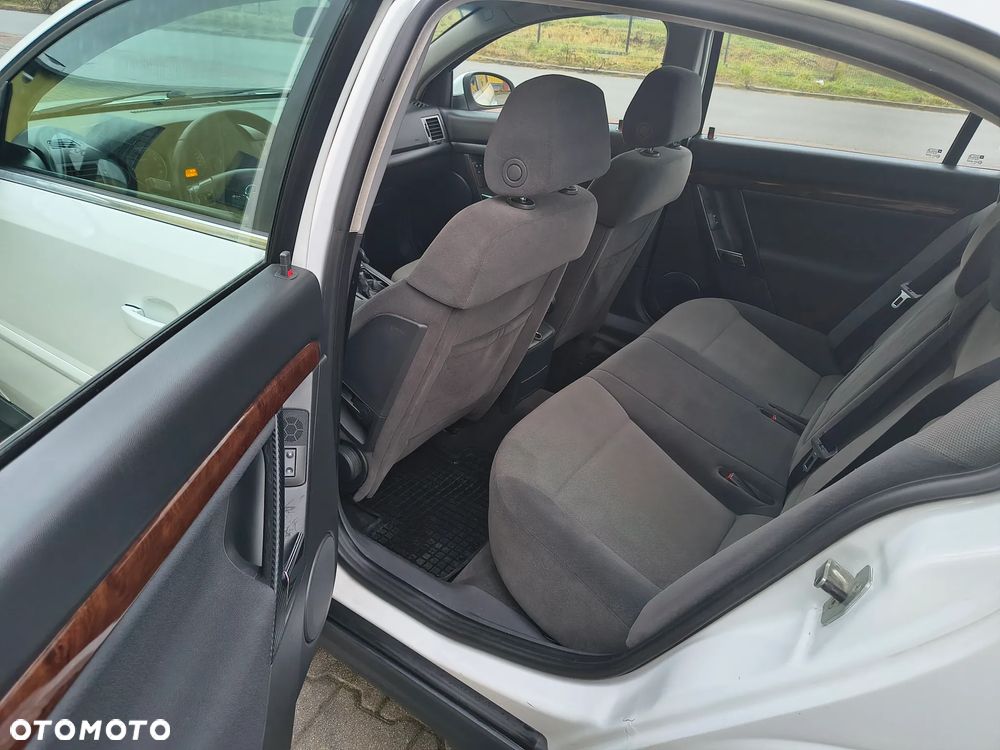 Opel Vectra 1.8 - 27