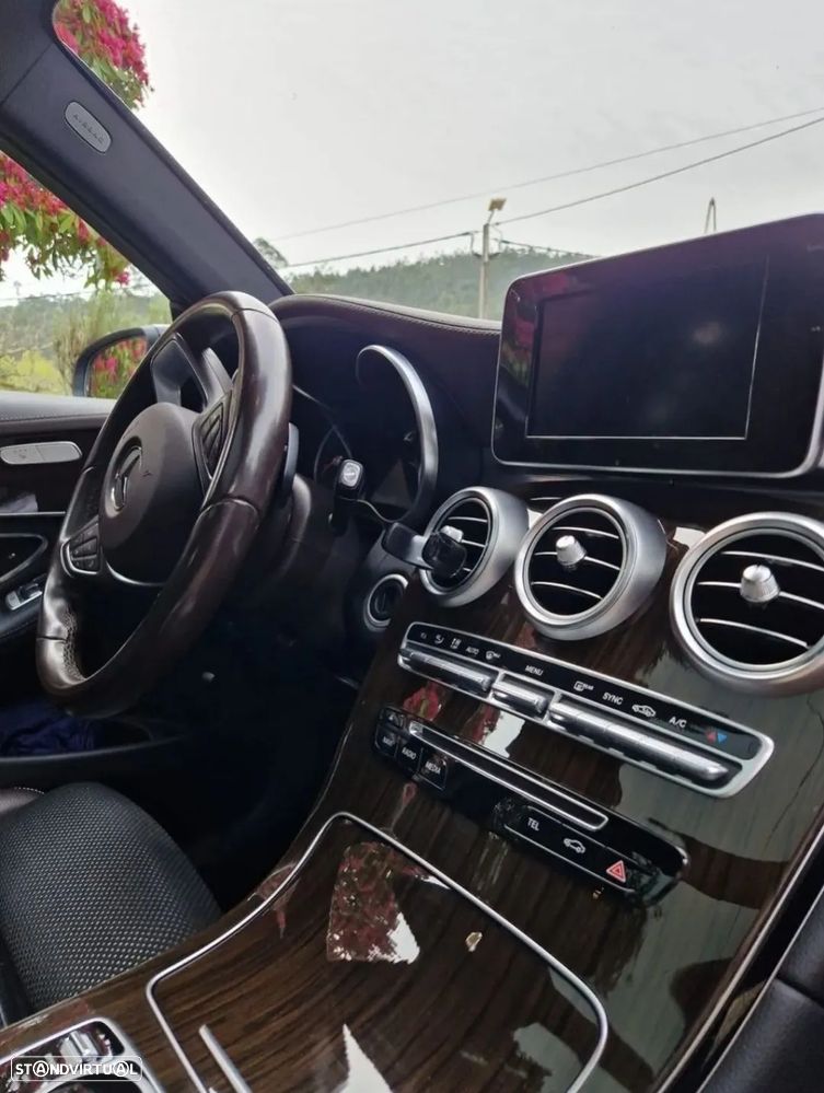 Mercedes-Benz GLC 220 d 4Matic 9G-TRONIC Exclusive - 3