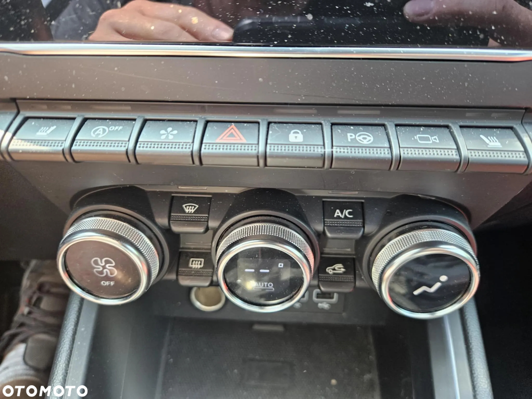 Renault Clio TCe 130 EDC GPF EDITION ONE - 29