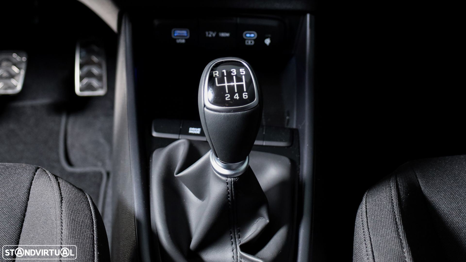 Hyundai Bayon 1.0 T-GDI Premium - 18
