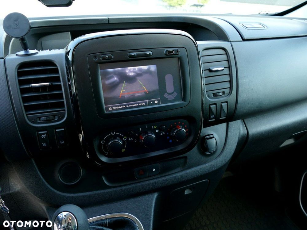 Opel Vivaro - 24