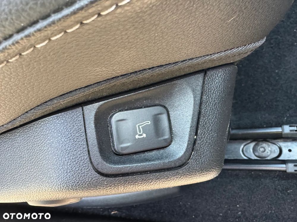 Opel Grandland X 1.2 Start/Stop Automatik Business Edition - 8