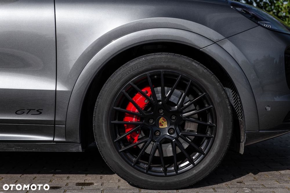 Porsche Cayenne GTS - 22