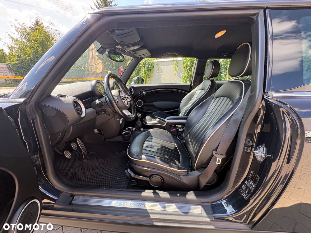 MINI Cooper S - 8