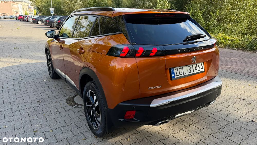 Peugeot 2008 1.2 Pure Tech GPF Allure S&S - 11