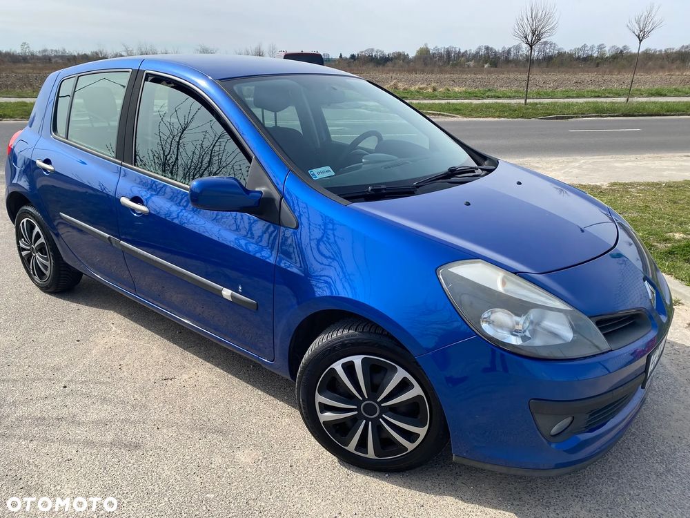 Renault Clio - 6