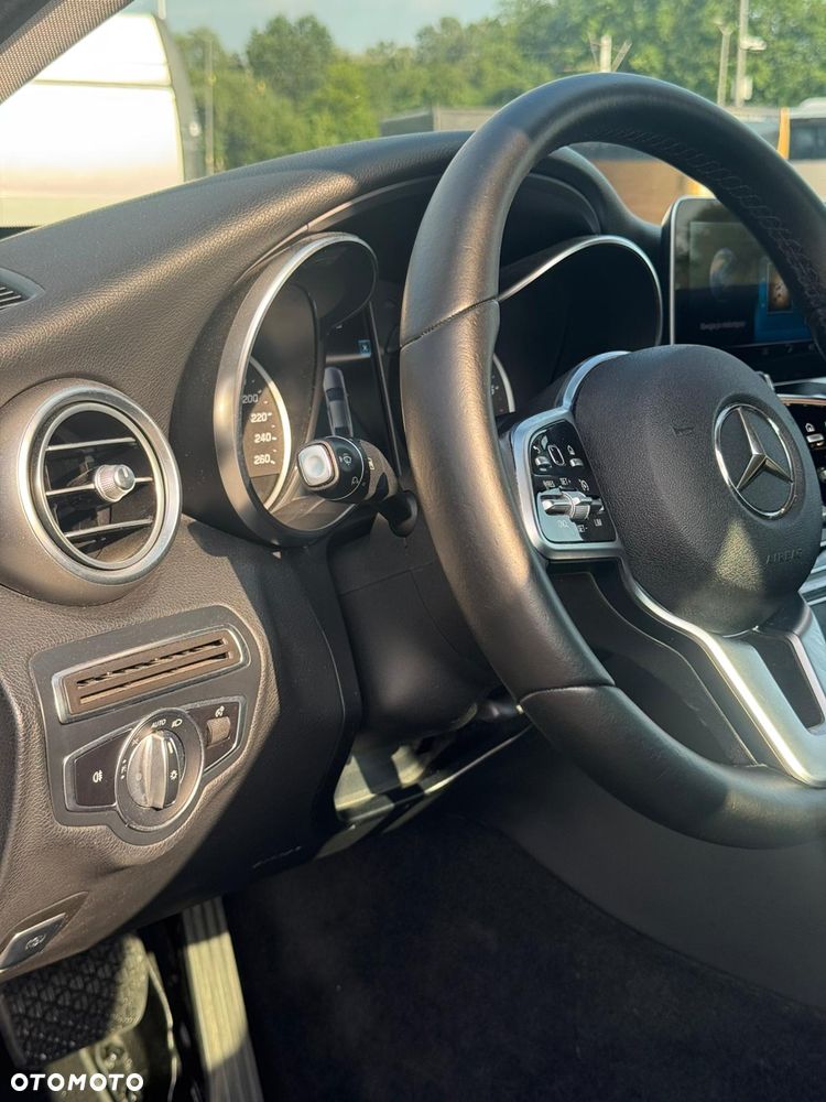 Mercedes-Benz Klasa C 180 d 9G-TRONIC - 26