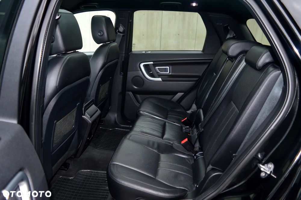 Land Rover Discovery Sport - 10