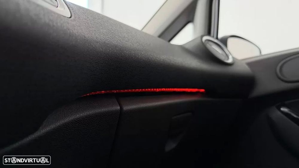 Ford Fiesta 1.0 T EcoBoost Titanium - 23